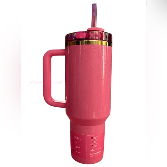 40oz Stanley X Wicked Glinda tumbler cup pink NEW - Picture 2 of 10